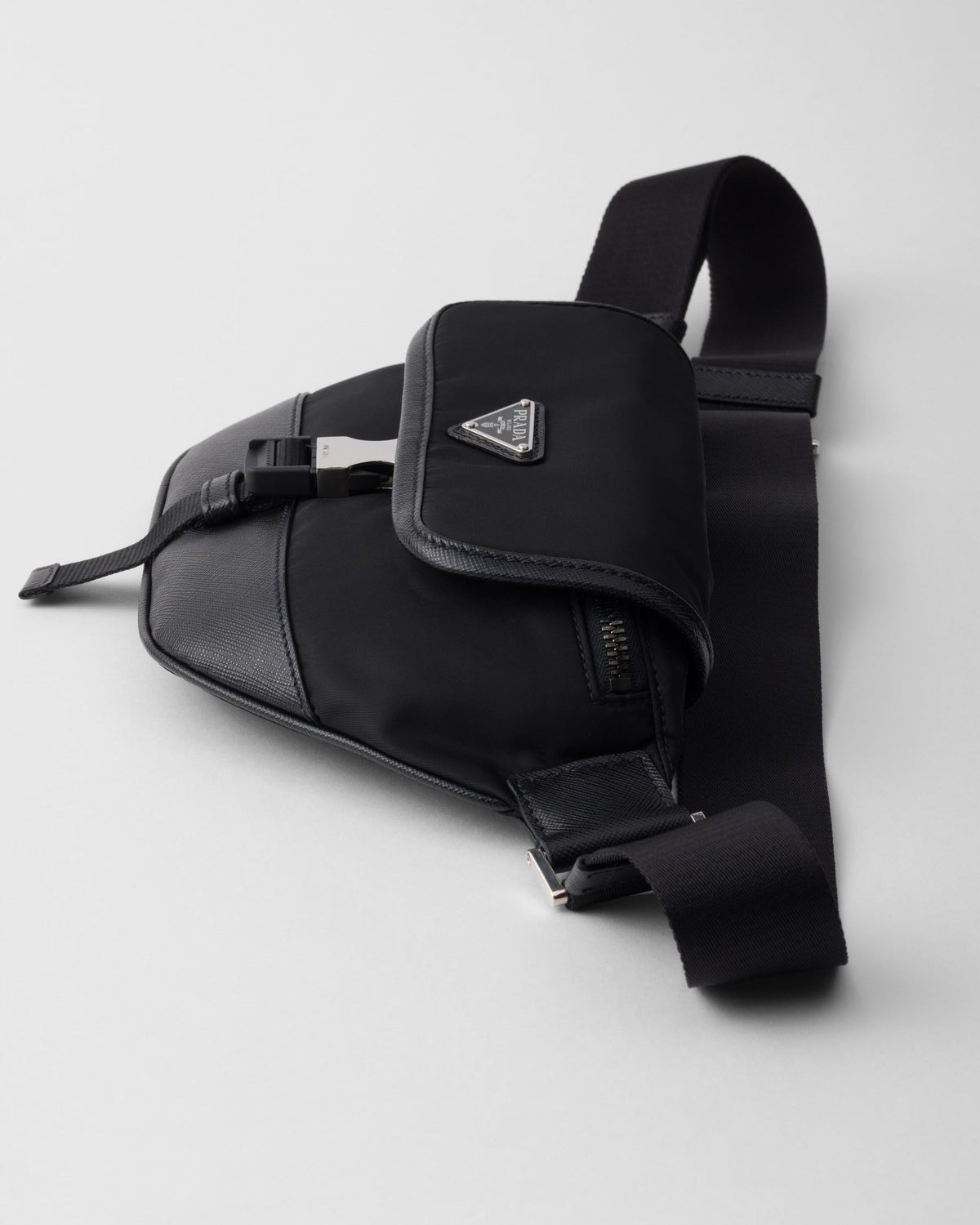 Sac porté épaule en Re-Nylon et cuir Saffiano