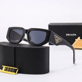 Lunettes de soleil Prada