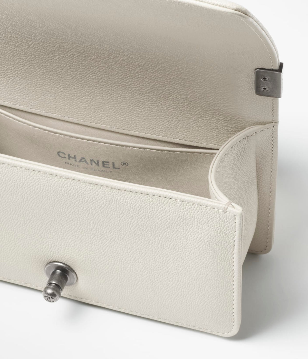 PETIT SAC BOY CHANEL
