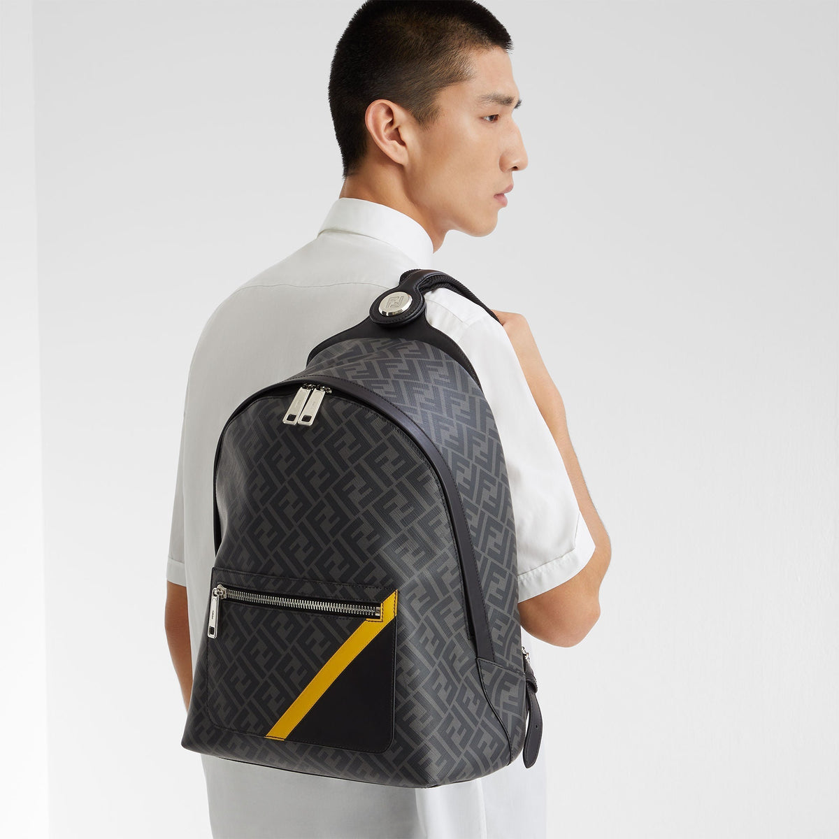 Fendi Chiodo Medium Fendi Diagonal