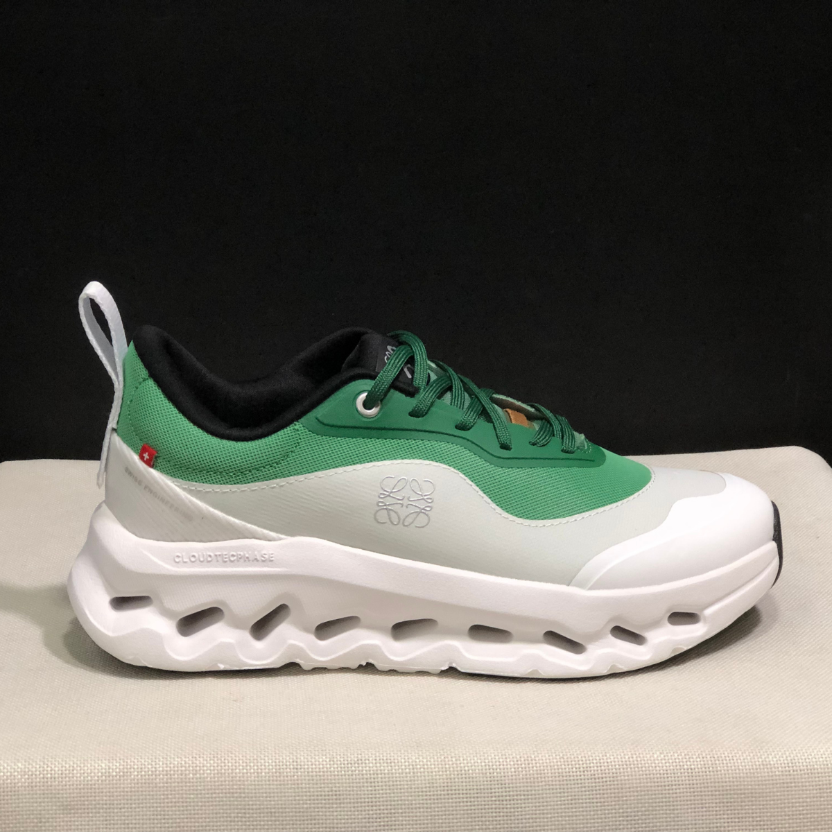 Cloudtilt Loewe — Vert
